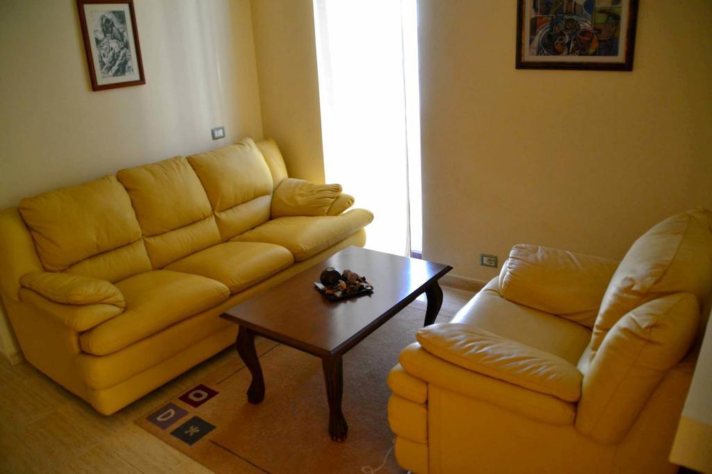 Akropoli Hotel Kryemëdhej Kamer foto